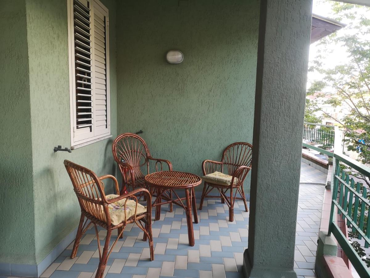 Assueli B&B Assemini Bagian luar foto